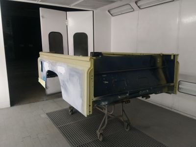 Spuitwerk Land Rover
